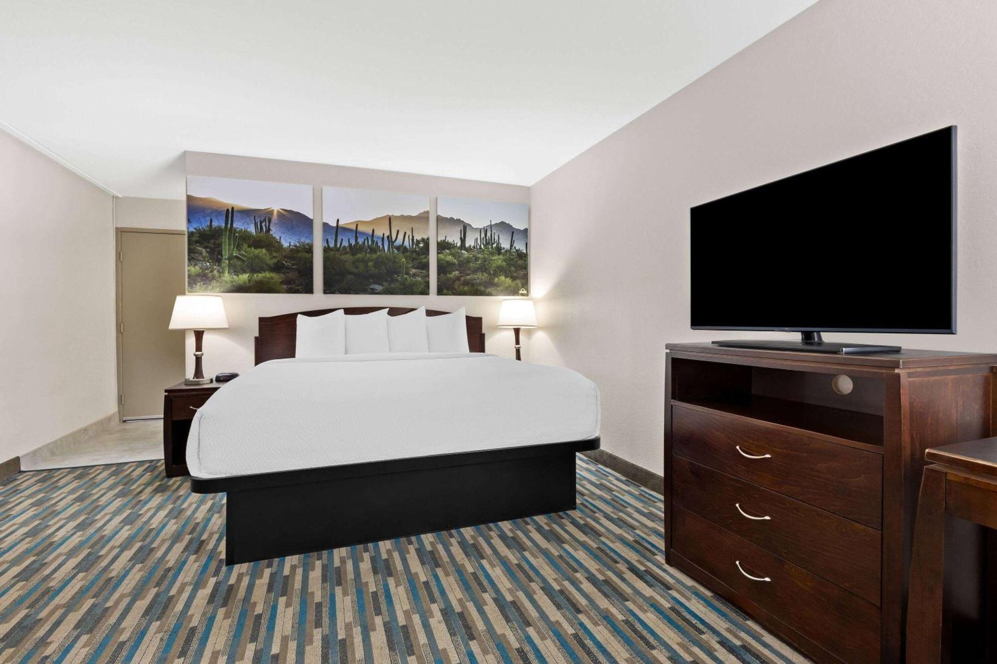 Days Inn & Suites By Wyndham Mesa Near Phoenix Eksteriør bilde