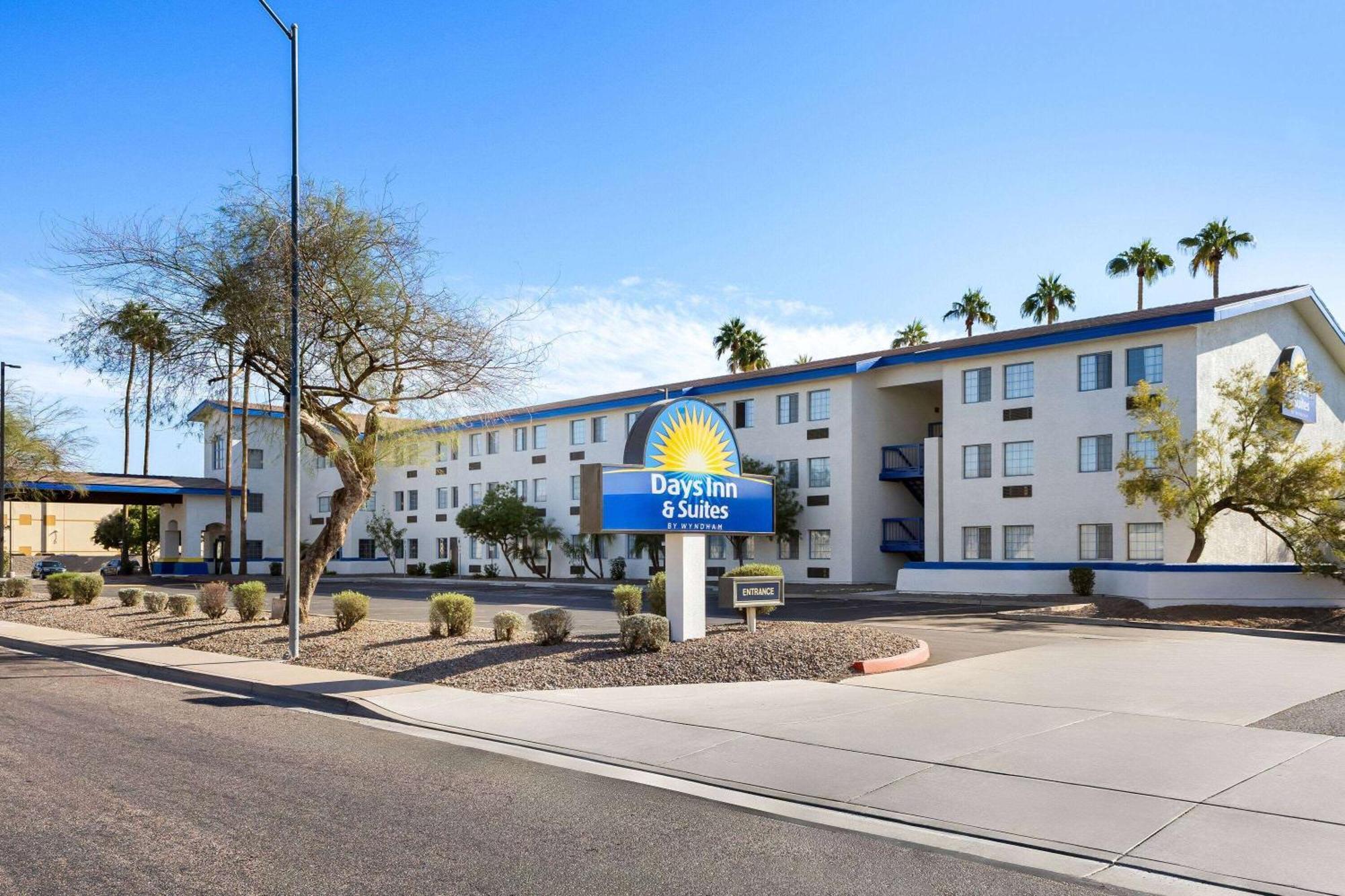 Days Inn & Suites By Wyndham Mesa Near Phoenix Eksteriør bilde